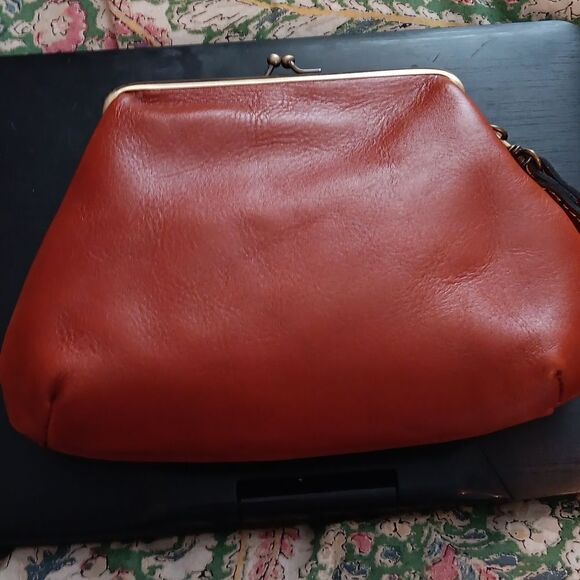 Patricia Nash  - Picture 4 of 4